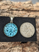 Load image into Gallery viewer, Bombay Sapphire gin bottle necklace (large)