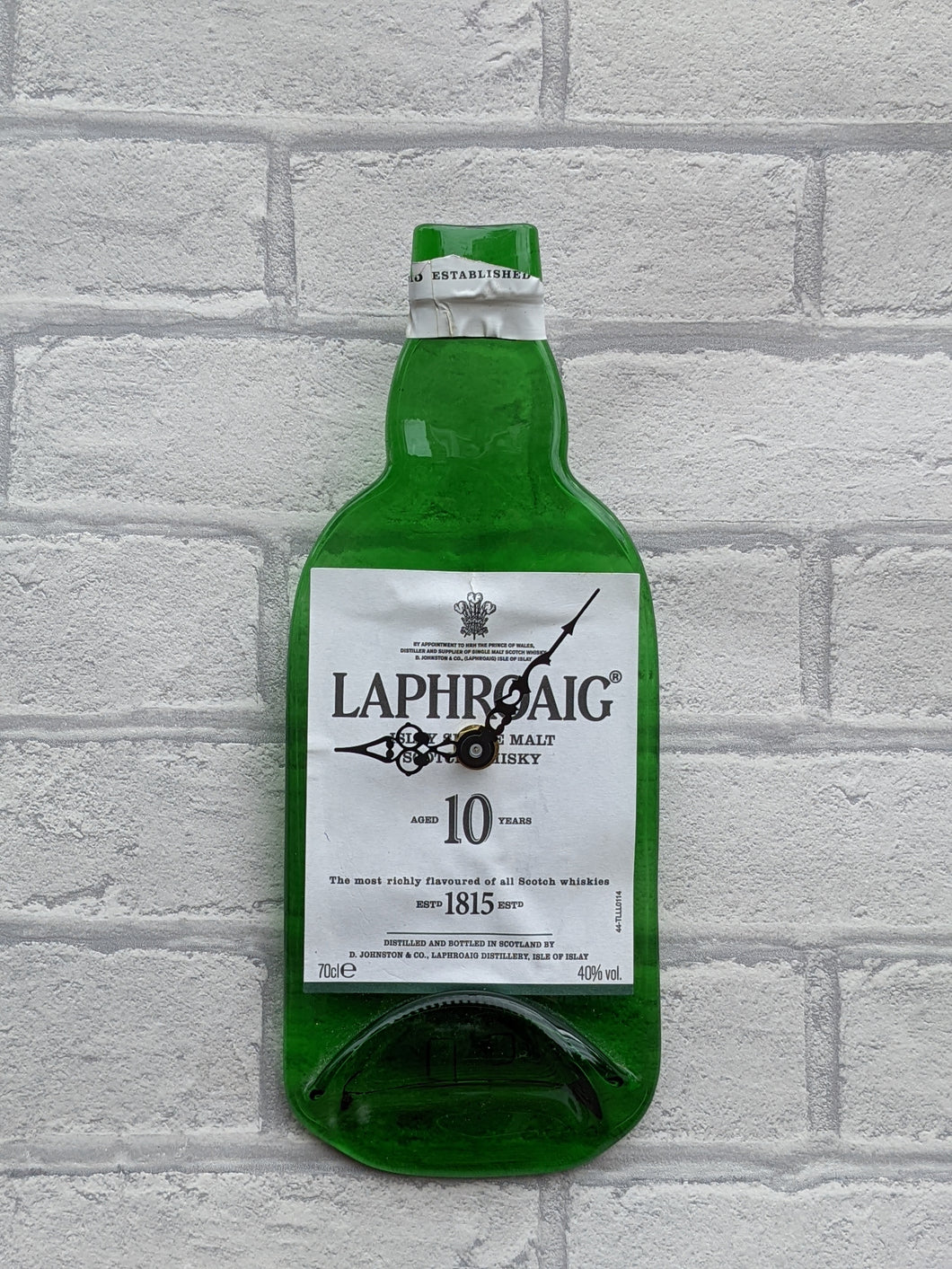 Laphroaig whisky bottle clock